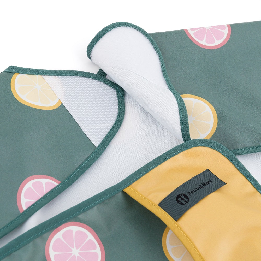 Petite&Mars Ben Babero de Manga Larga Impermeable para Bebé 24m+